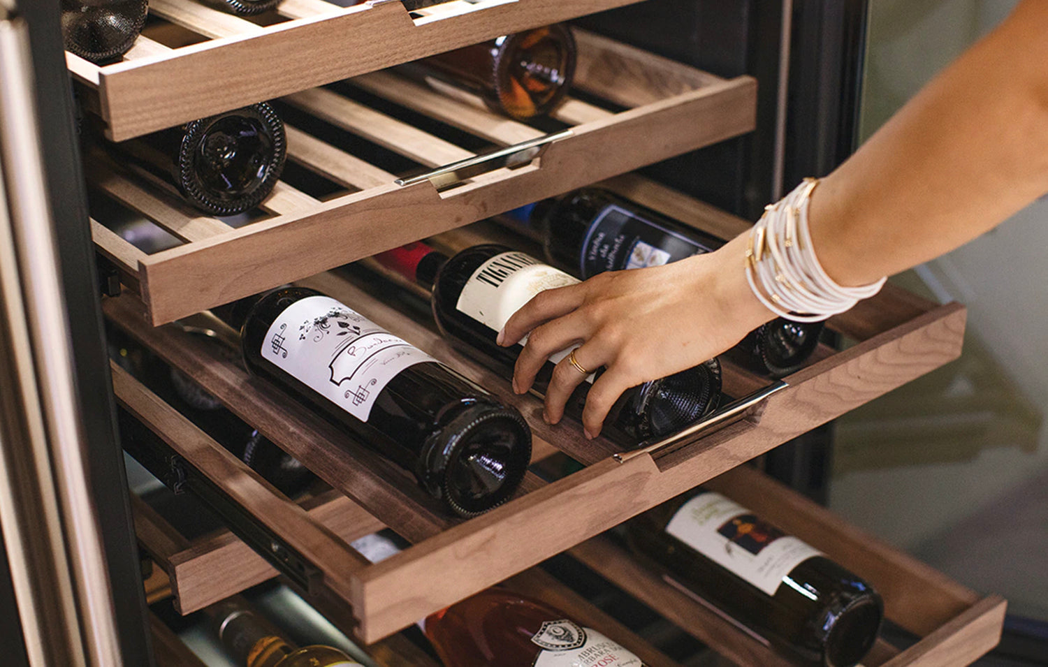 Industrial Wine Rack, 3 Tier Freestanding Wine Storage Stand